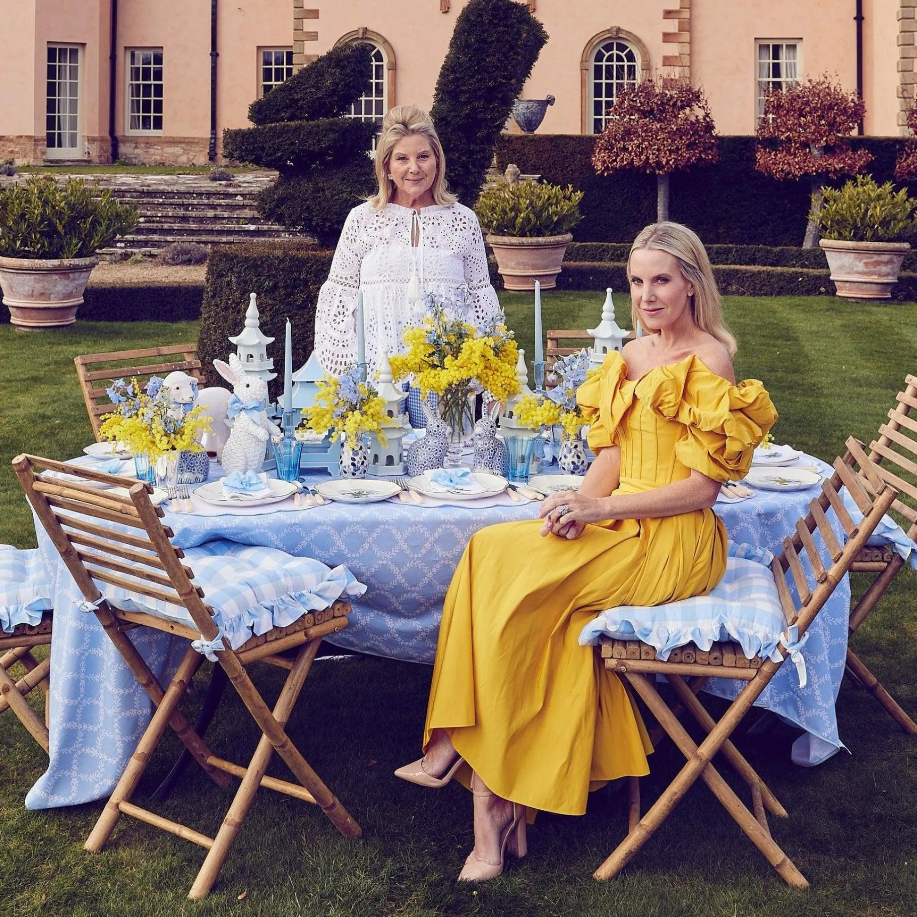 Mrs. Alice Dinner Plates|Blue Tulip Dinner Plate