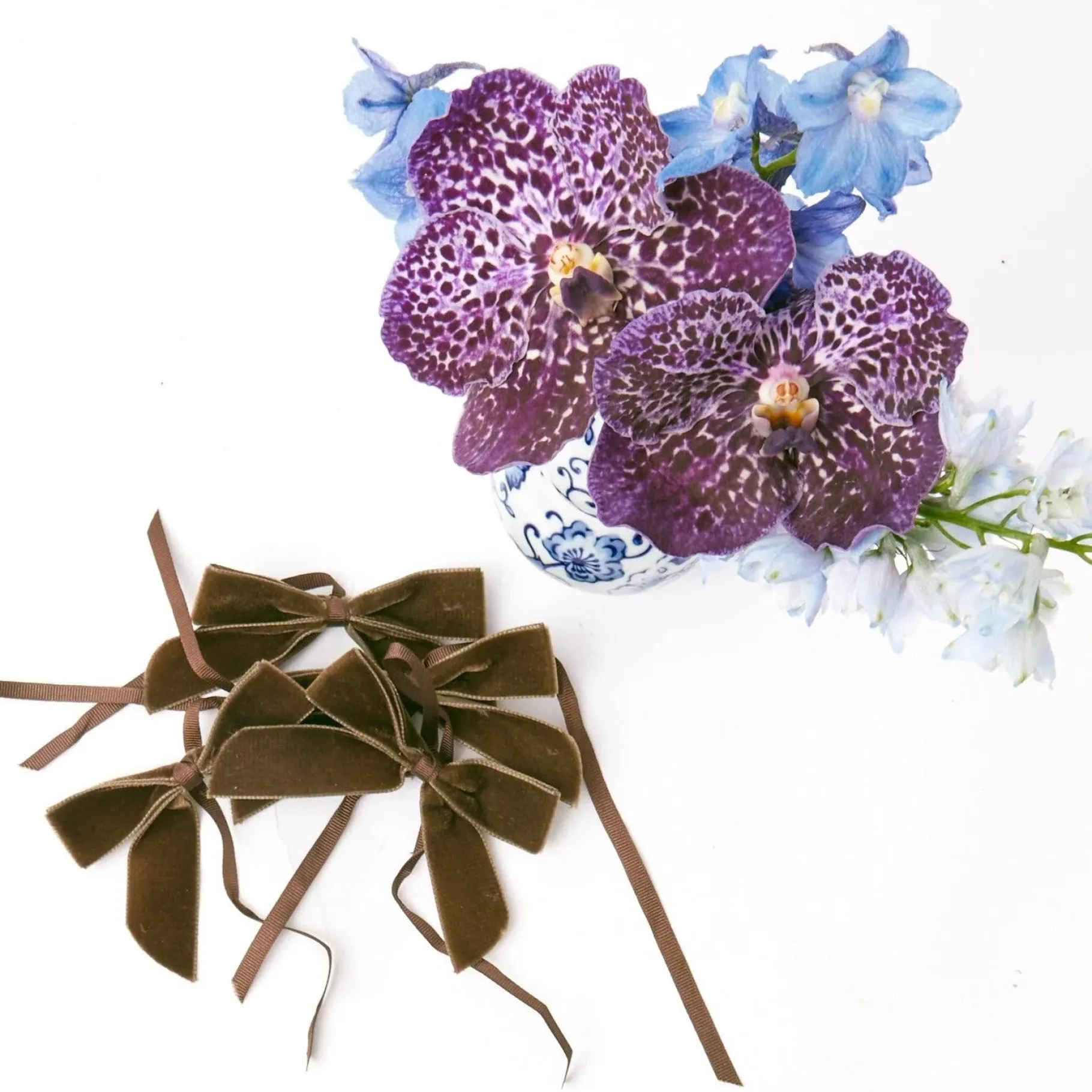 Mrs. Alice Napkin Rings, Bows & Wreaths|Chocolate Velvet Mini Bows (Set Of 4)