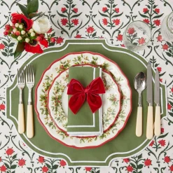 Mrs. Alice Tablecloths|Christmas Garland Tablecloth