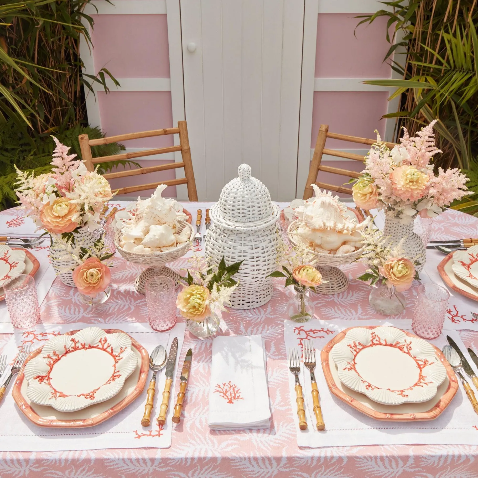 Mrs. Alice Napkins|Coral Linen Napkins (Set Of 4)