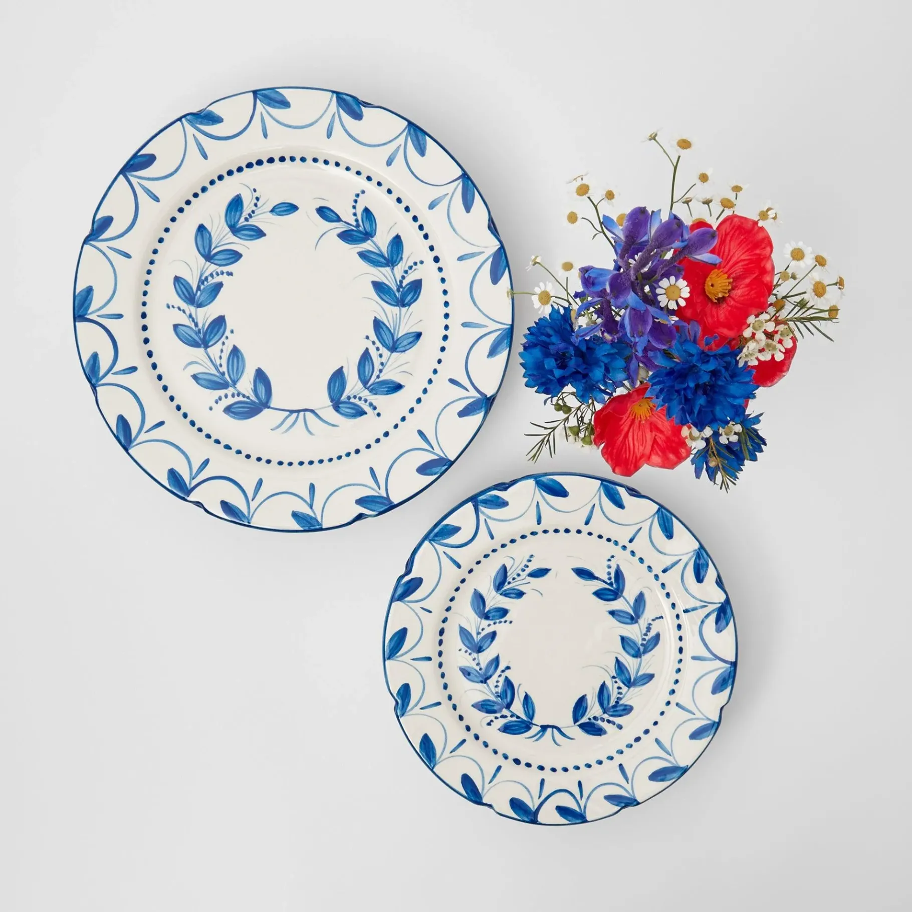 Mrs. Alice Dinner Plates|Elizabeth Garland Dinner & Starter Plates (Set Of 8)