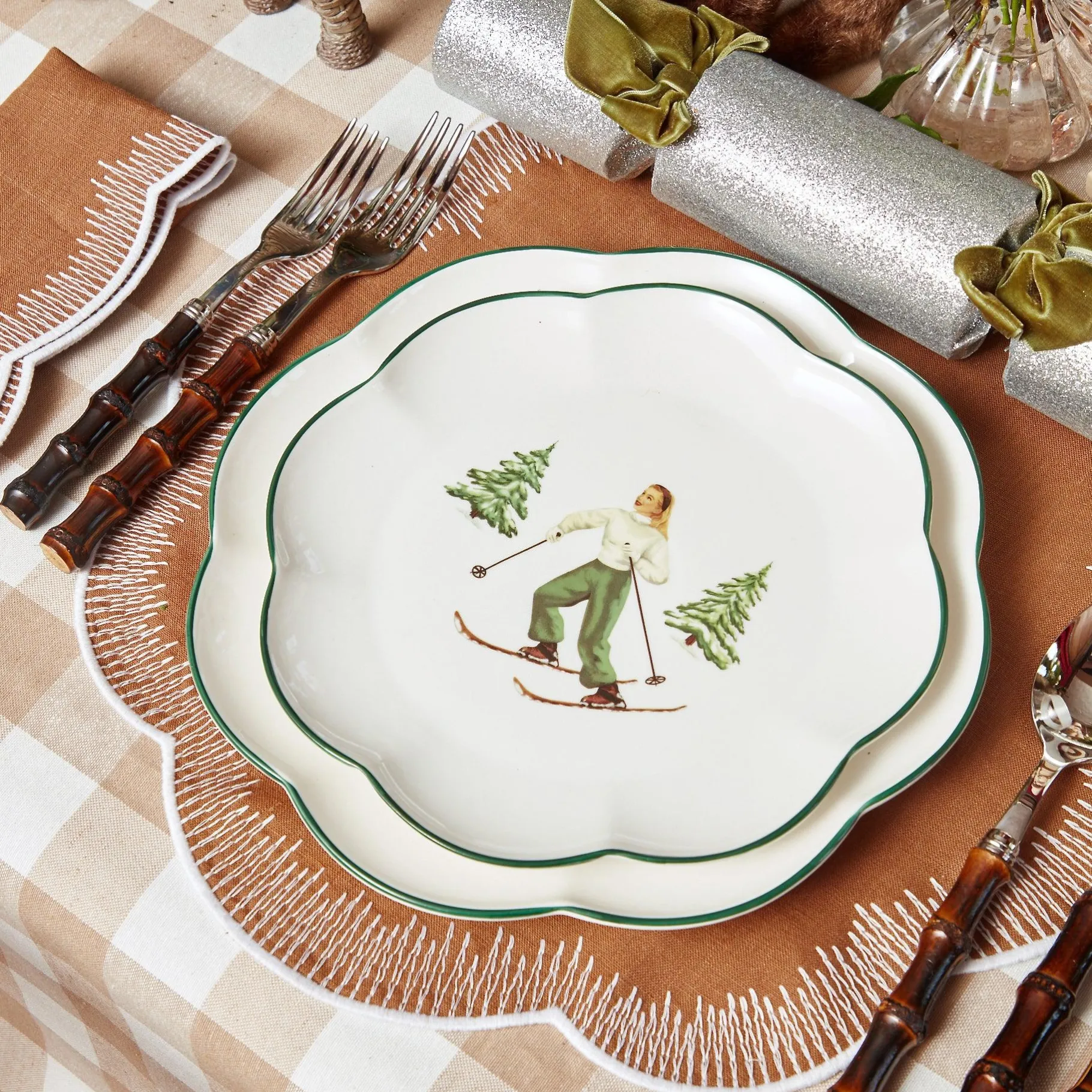 Mrs. Alice Crockery Sets|Heidi & Hans Skier Starter Plates (Set Of 4)