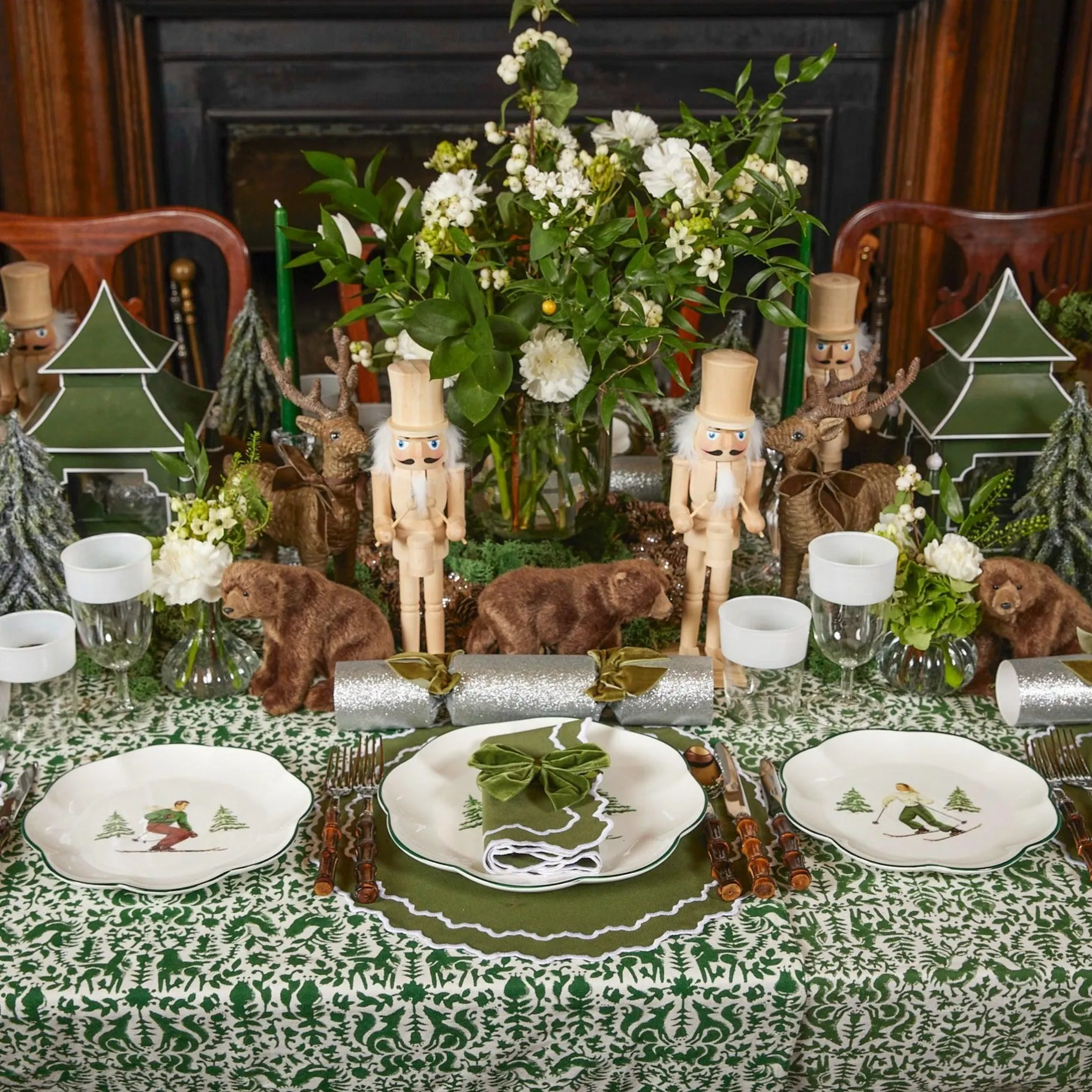 Mrs. Alice Crockery Sets|Heidi & Hans Skier Starter Plates (Set Of 4)