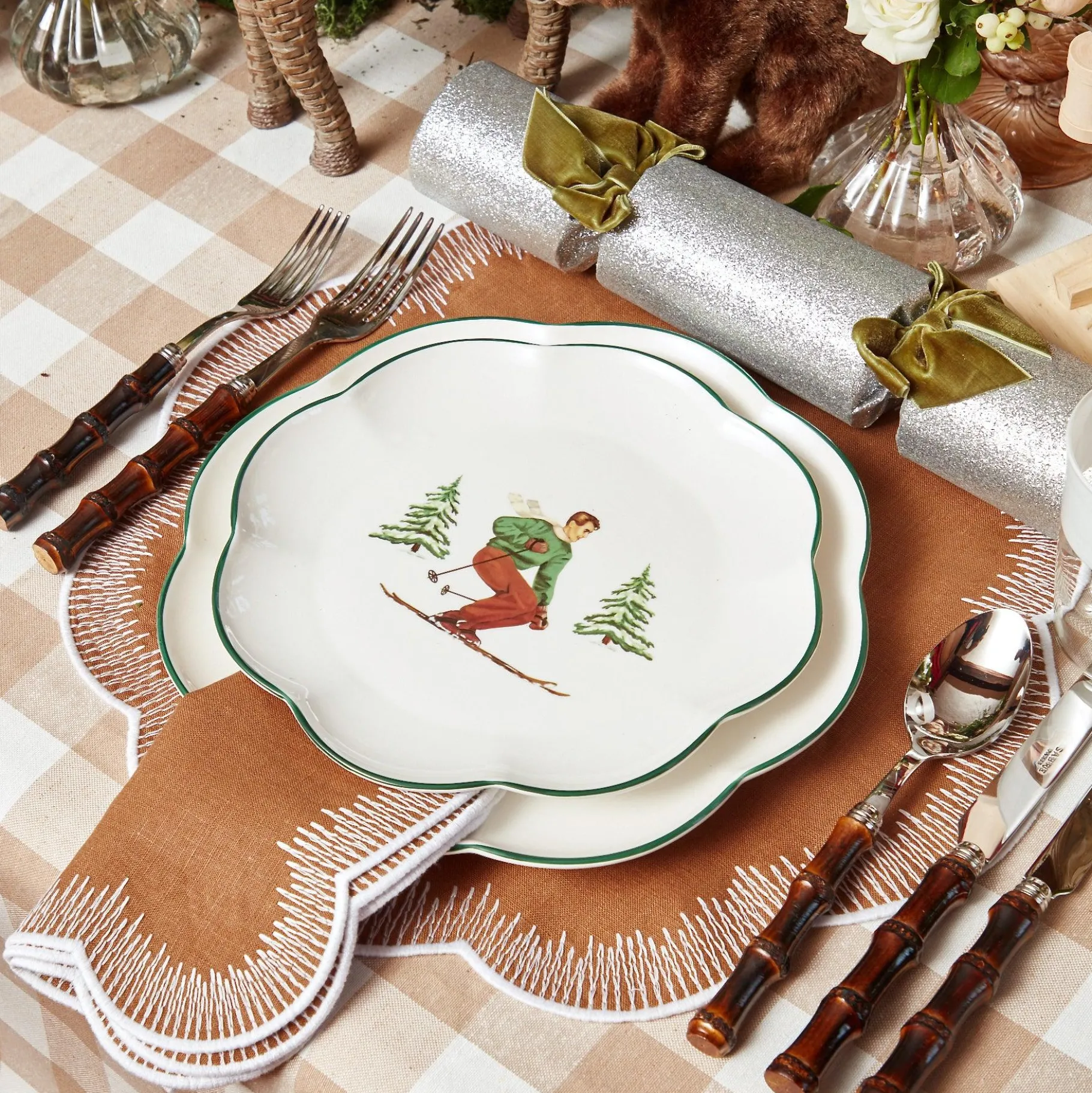 Mrs. Alice Crockery Sets|Heidi & Hans Skier Starter Plates (Set Of 4)