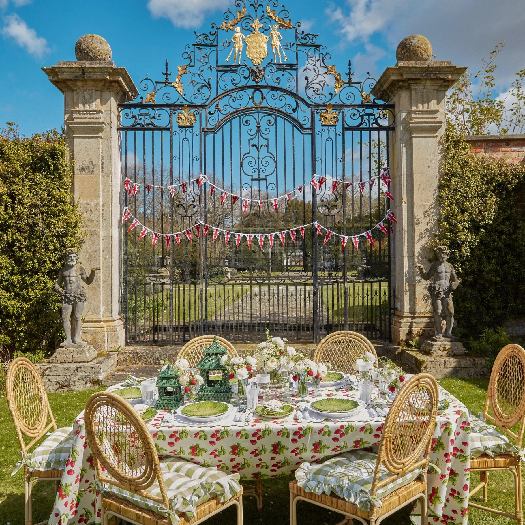 Mrs. Alice Glasses|Jubilee Edition Striped Glasses (Set Of 4)