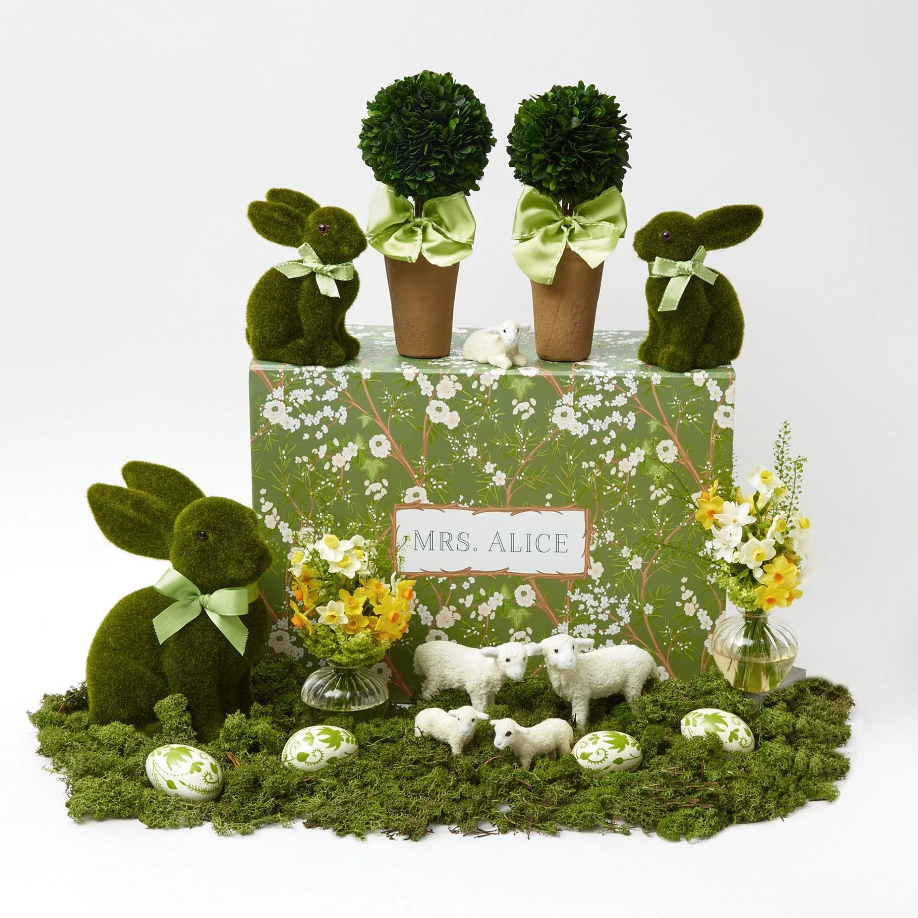 Mrs. Alice Decoration Sets|Lily Of The Valley Decoration Set
