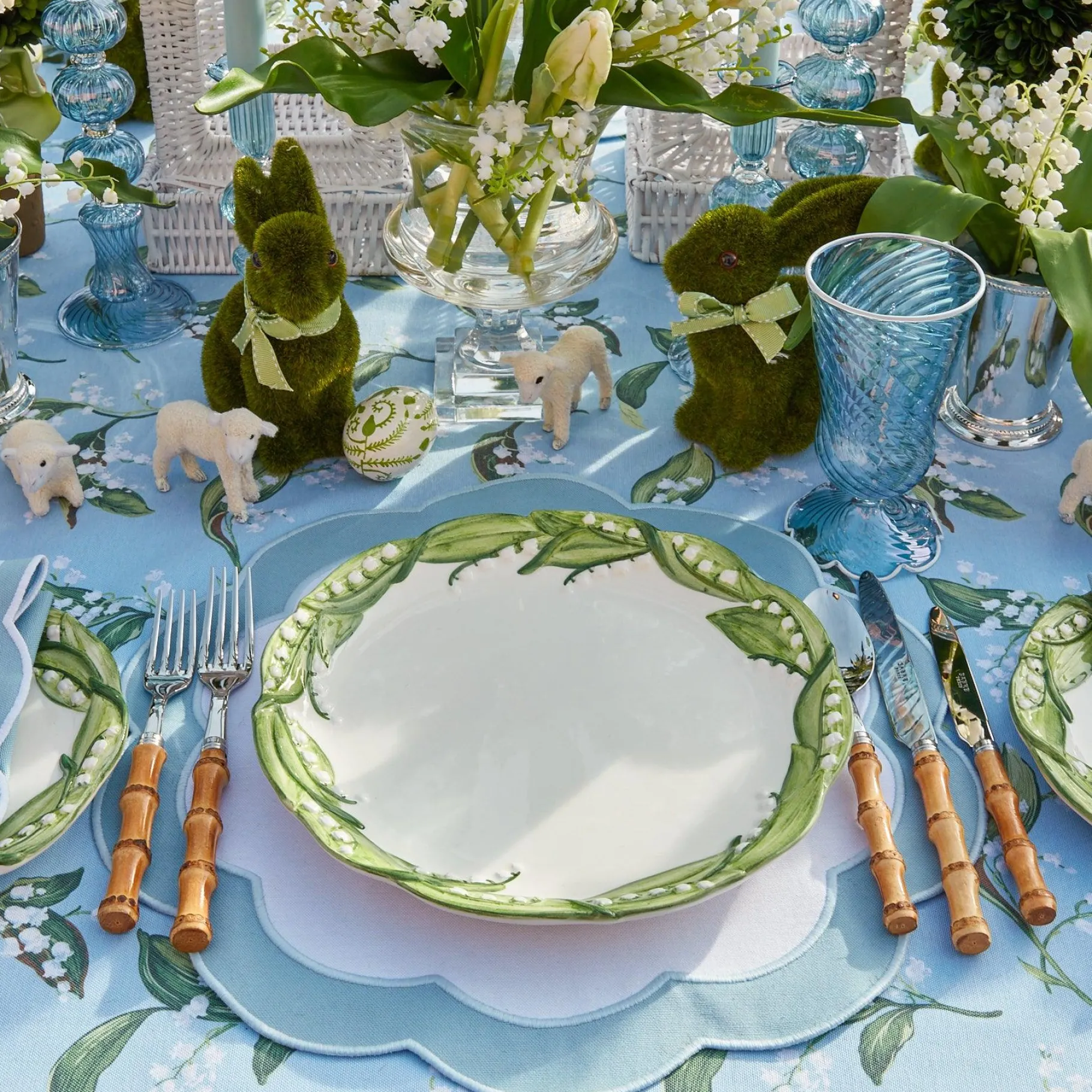 Mrs. Alice Decoration Sets|Lily Of The Valley Decoration Set