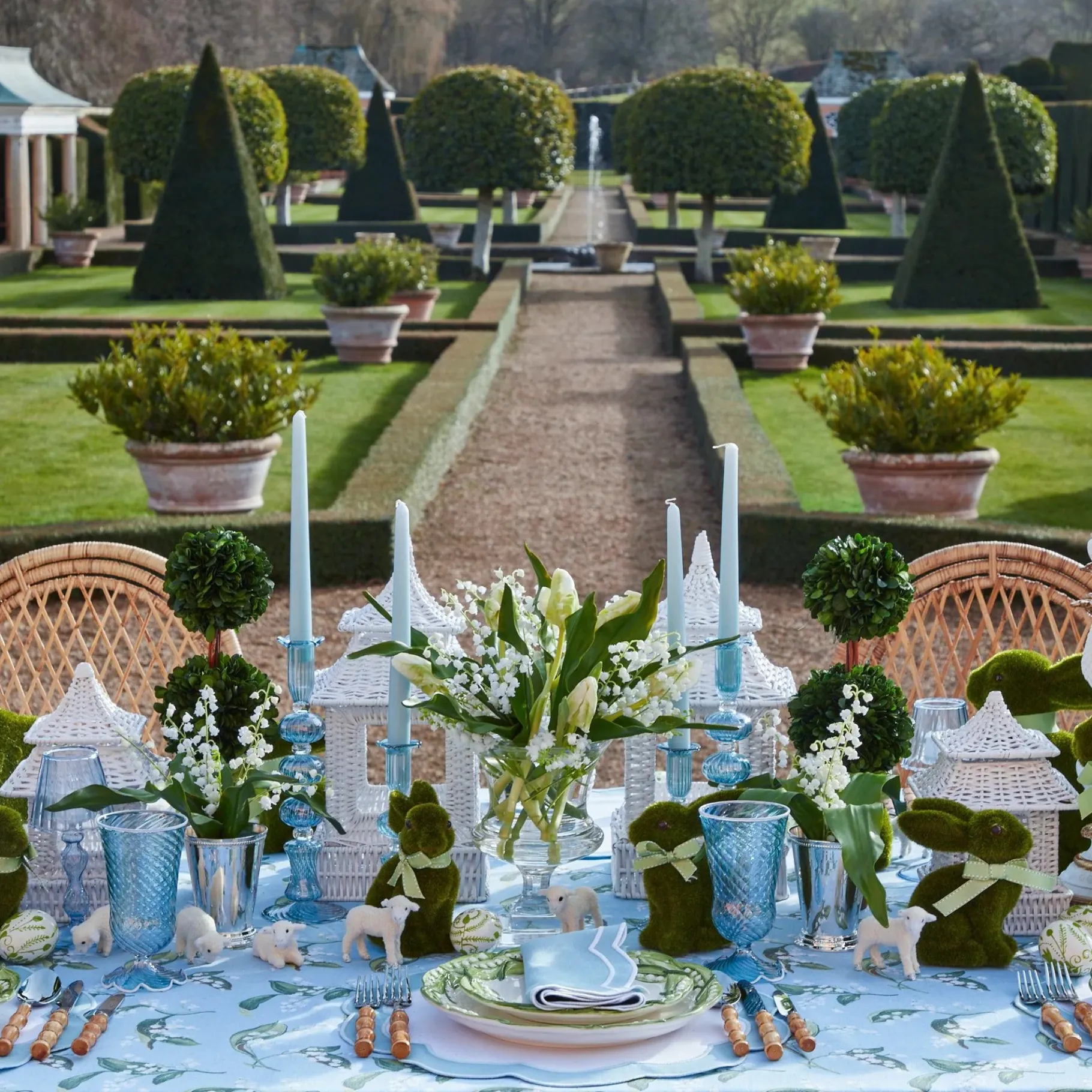 Mrs. Alice Decoration Sets|Lily Of The Valley Decoration Set