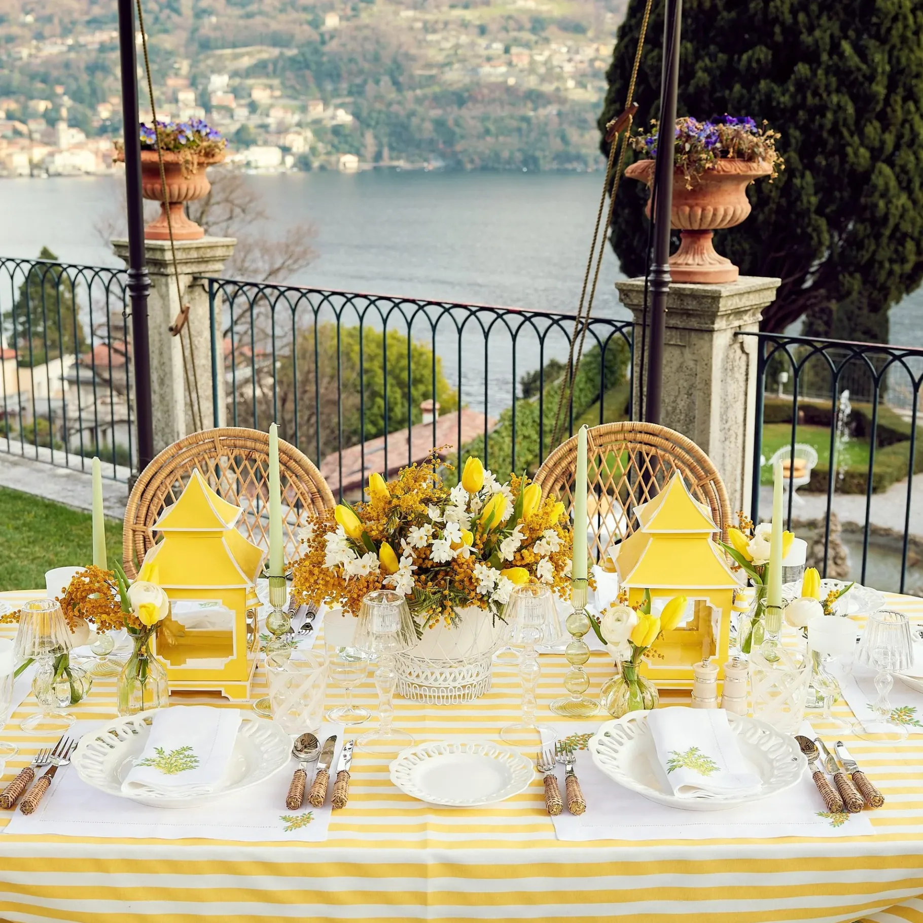 Mrs. Alice Napkins|Mimosa White Linen Napkins (Set Of 4)