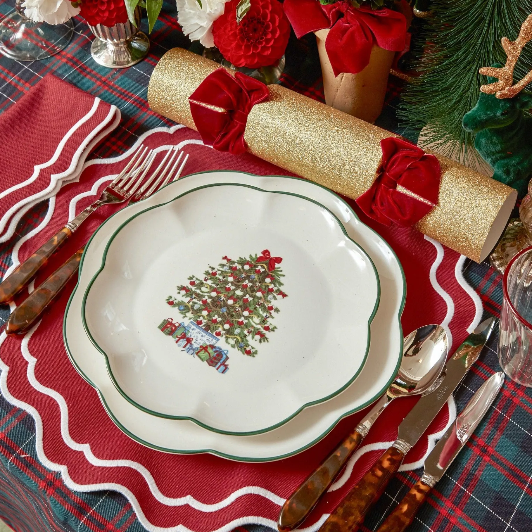 Mrs. Alice Crockery Sets|Christmas Tree Starter Plate (Set Of 4)