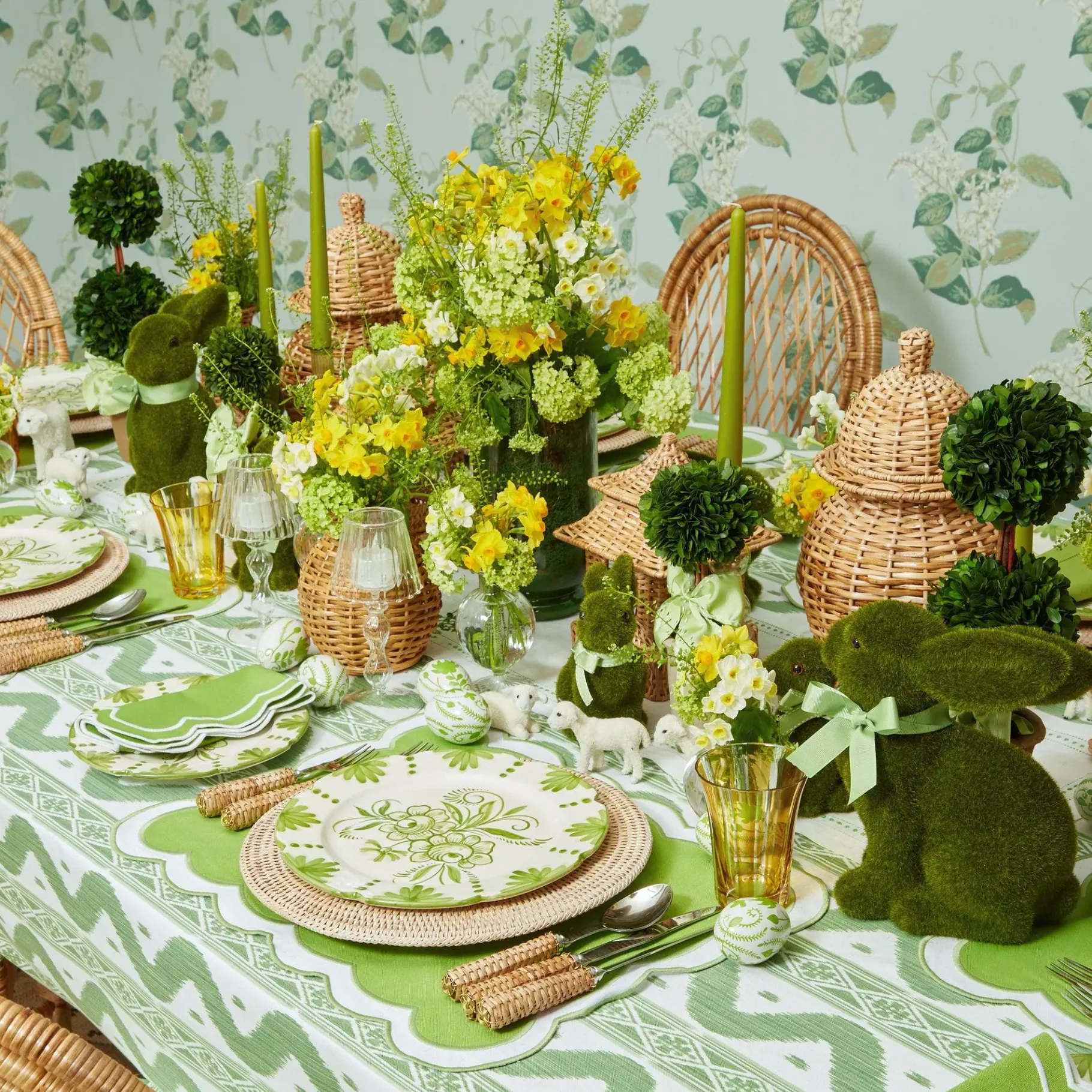 Mrs. Alice Rattan Tableware|Natural Rattan Decoration Set