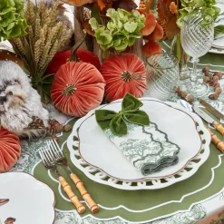 Mrs. Alice Glasses|Olive Rim Swirl Wine Glasses (Set Of 4)