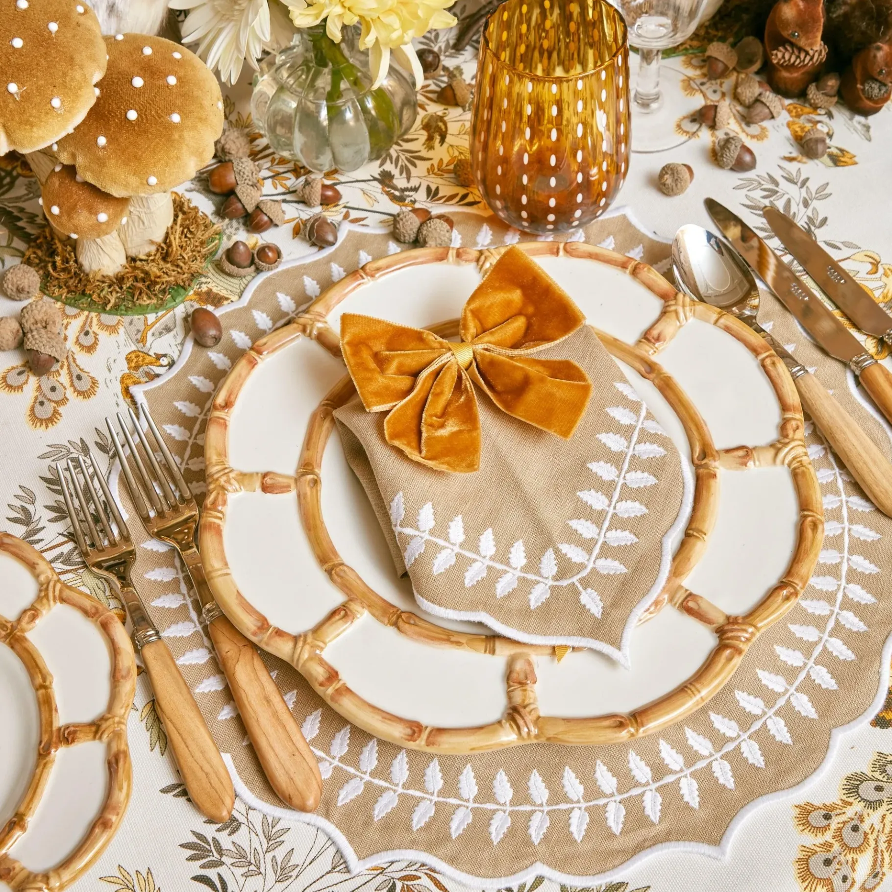 Mrs. Alice Dinner Plates|Petal Bamboo Ceramic Dinner Plate (Set Of 4)