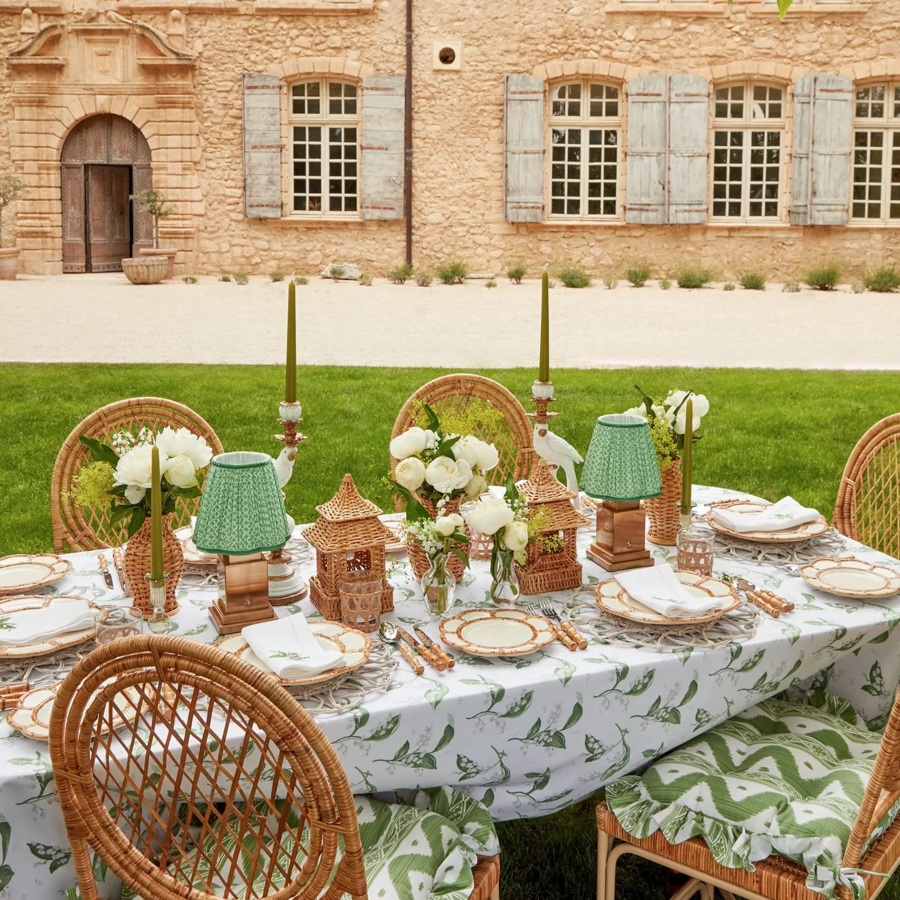 Mrs. Alice Dinner Plates|Petal Bamboo Ceramic Dinner Plate (Set Of 4)