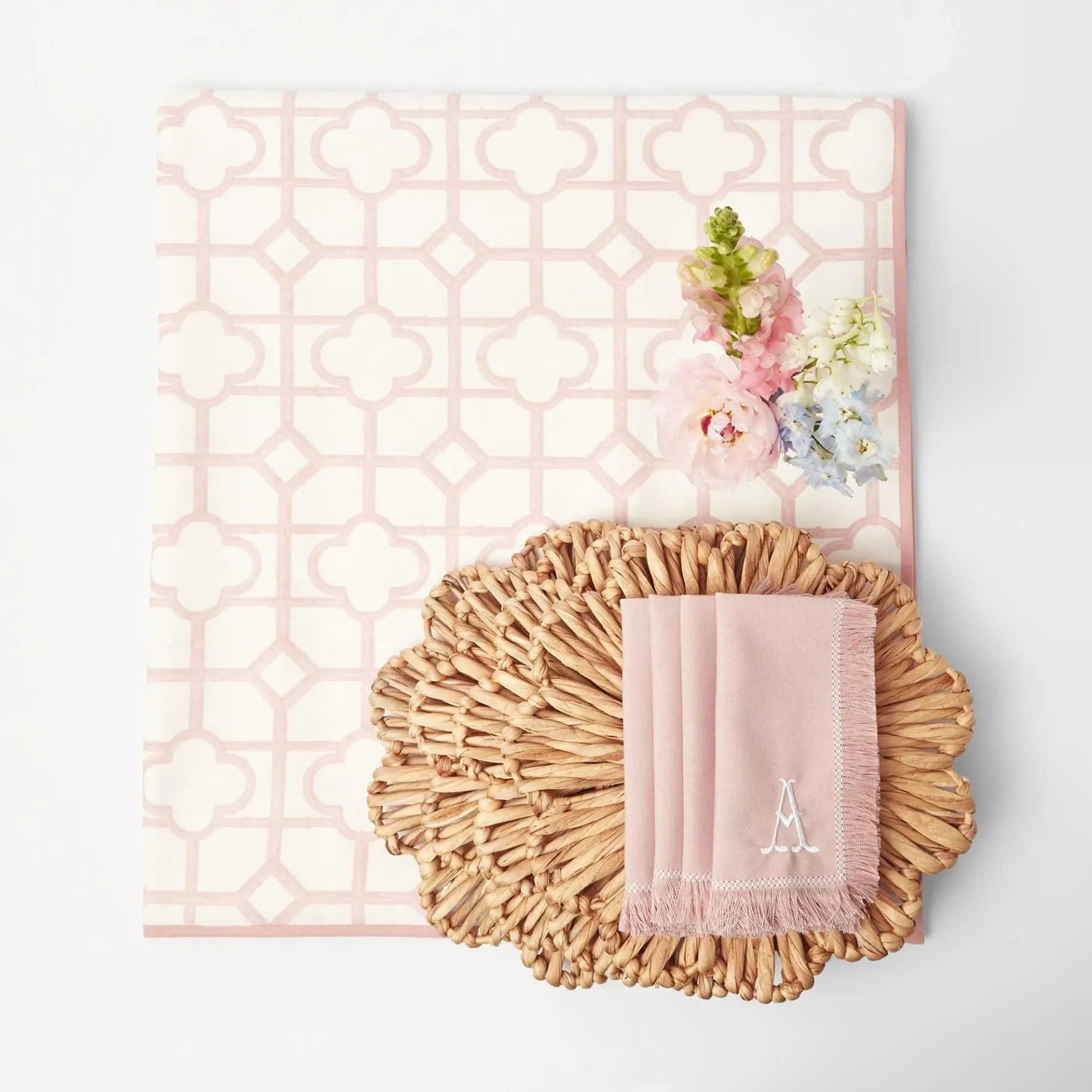 Mrs. Alice Table Linen Sets|Pink Bamboo, Water Hyacinth & Pink Fringe Linen Set
