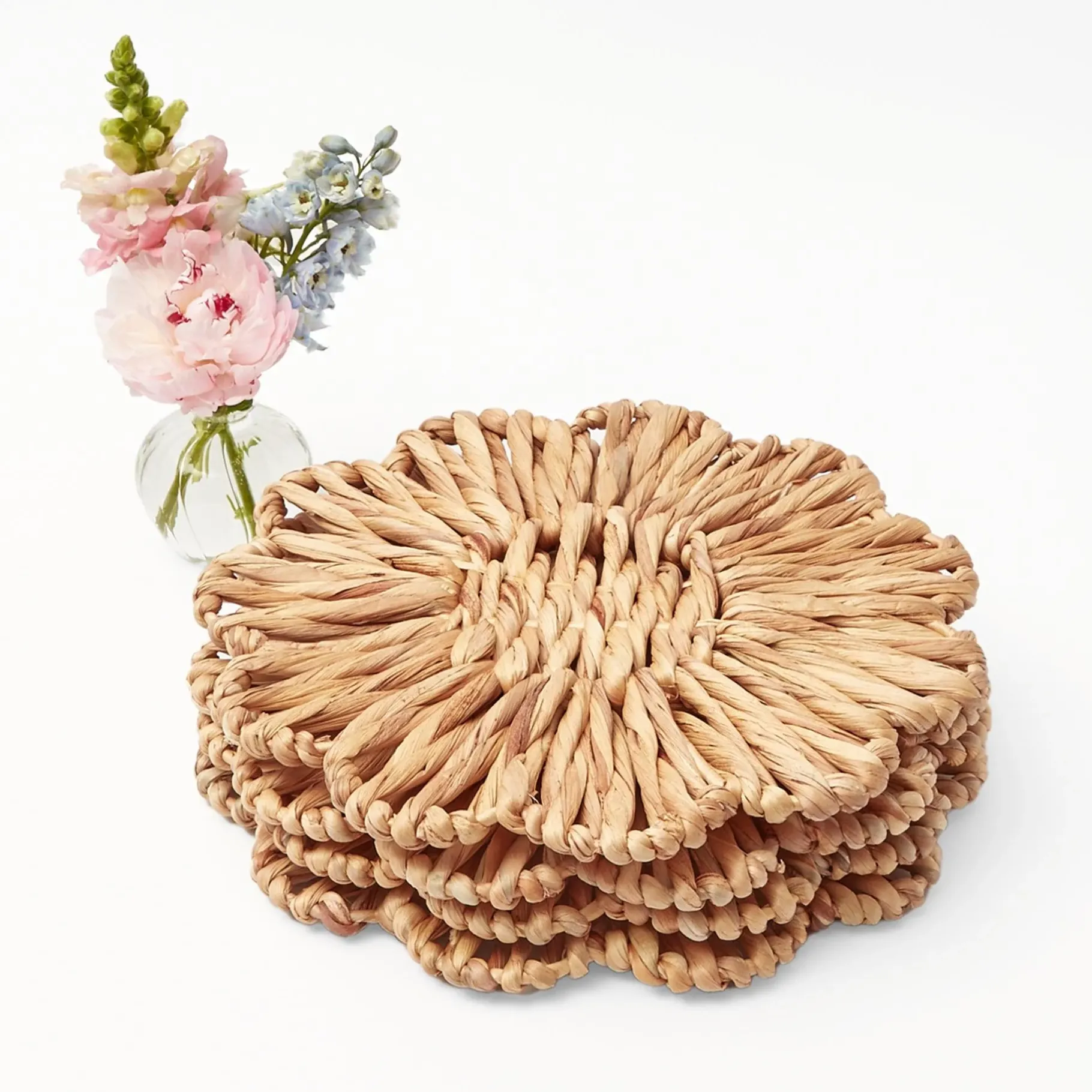 Mrs. Alice Table Linen Sets|Pink Bamboo, Water Hyacinth & Pink Fringe Linen Set