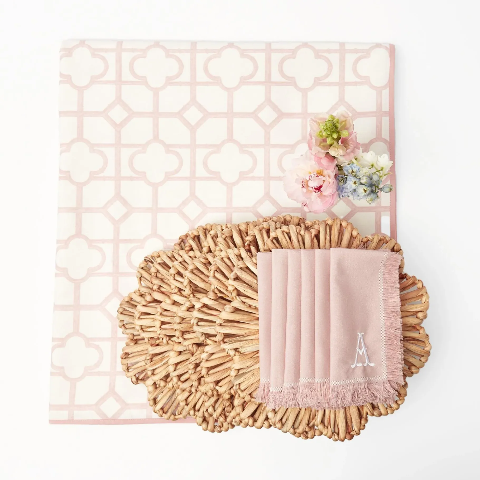 Mrs. Alice Table Linen Sets|Pink Bamboo, Water Hyacinth & Pink Fringe Linen Set