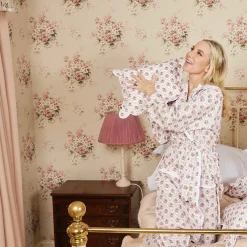 Mrs. Alice Aprons & Robes|Pink Bouquet Dressing Gown