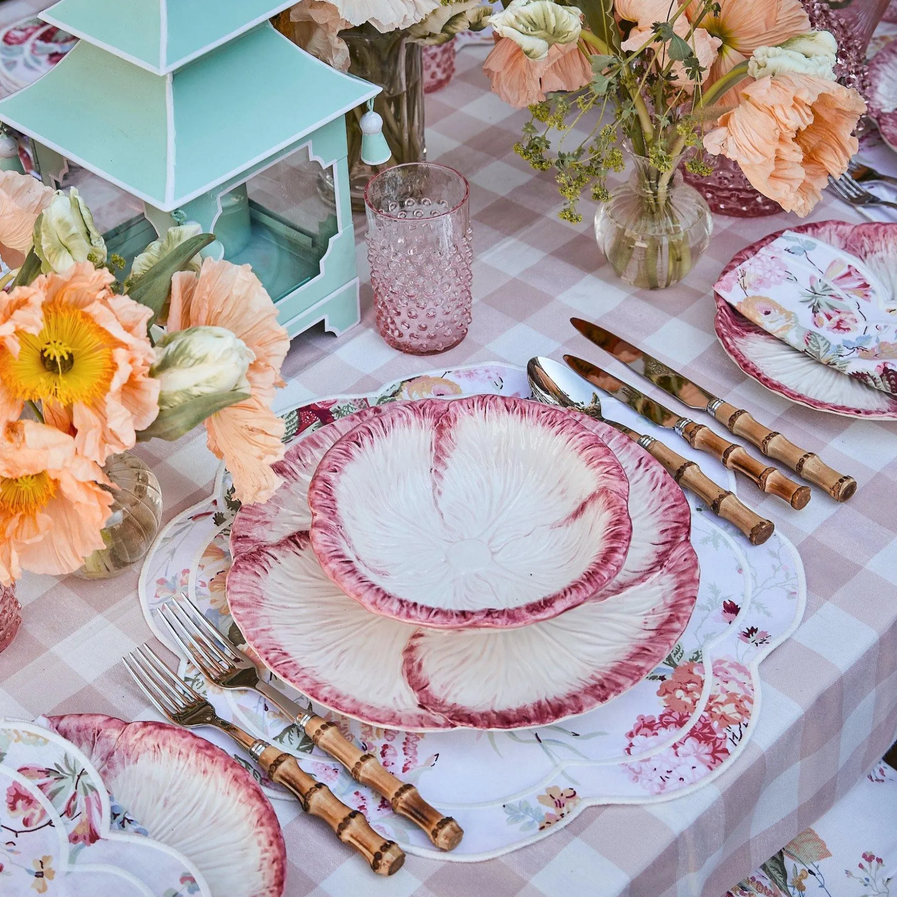 Mrs. Alice Lettuce Crockery|Pink Capri Lettuce Bowl