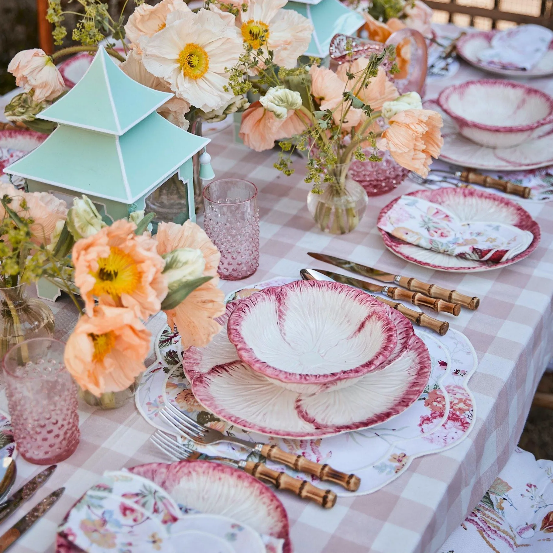 Mrs. Alice Lettuce Crockery|Pink Capri Lettuce Bowl