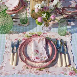 Mrs. Alice Lettuce Crockery|Pink Capri Lettuce Starter Plate (Set Of 4)