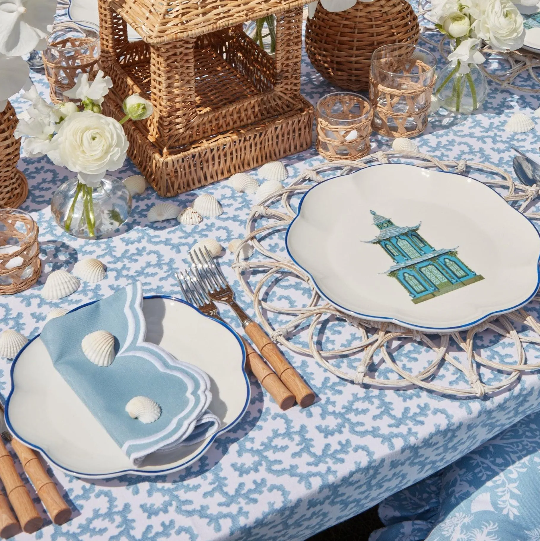 Mrs. Alice Dinner Plates|Scalloped Pagoda Dinner Plate (Set Of 4)