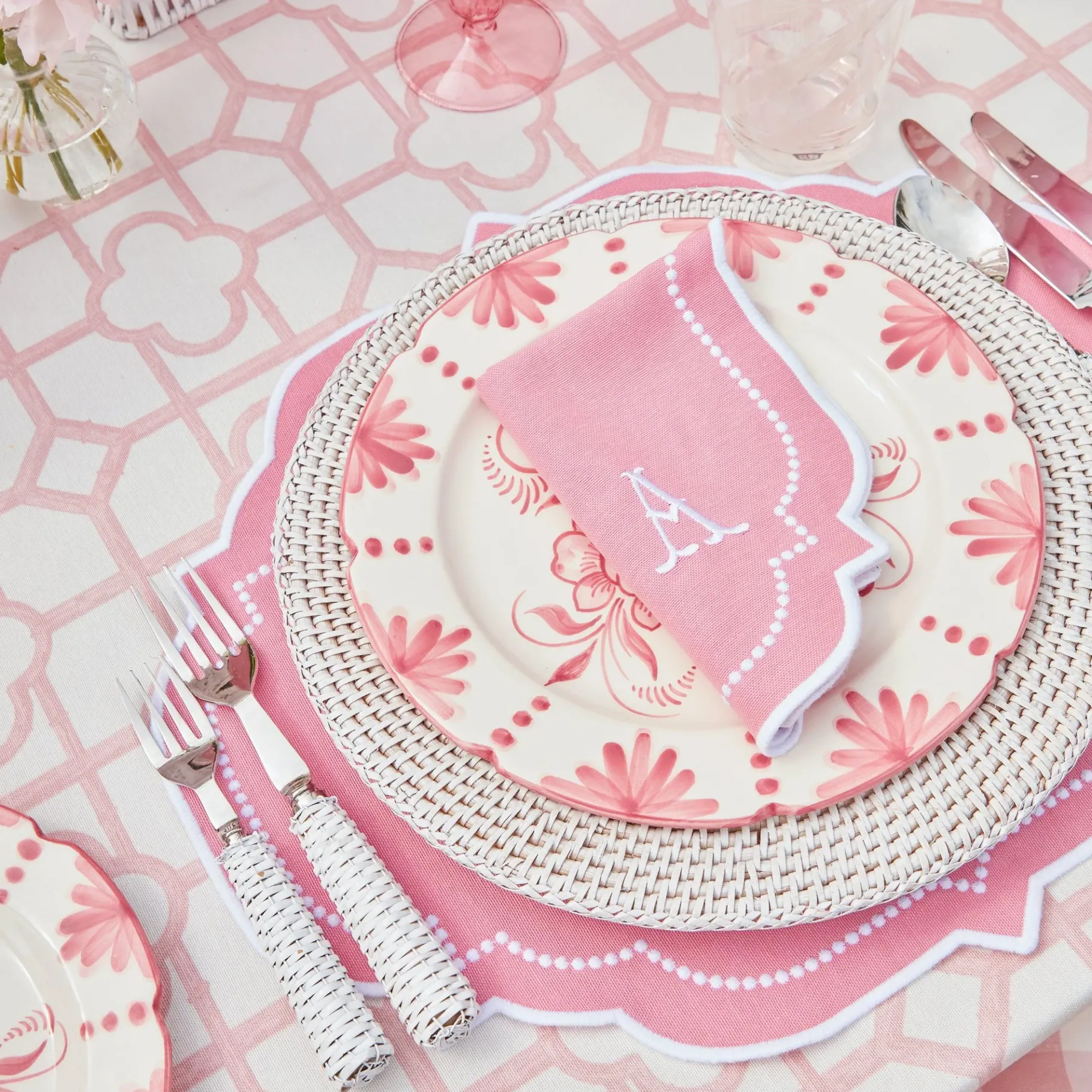 Mrs. Alice Dinner Plates|Seville Pink Gardenia Dinner Plate (Set Of 4)