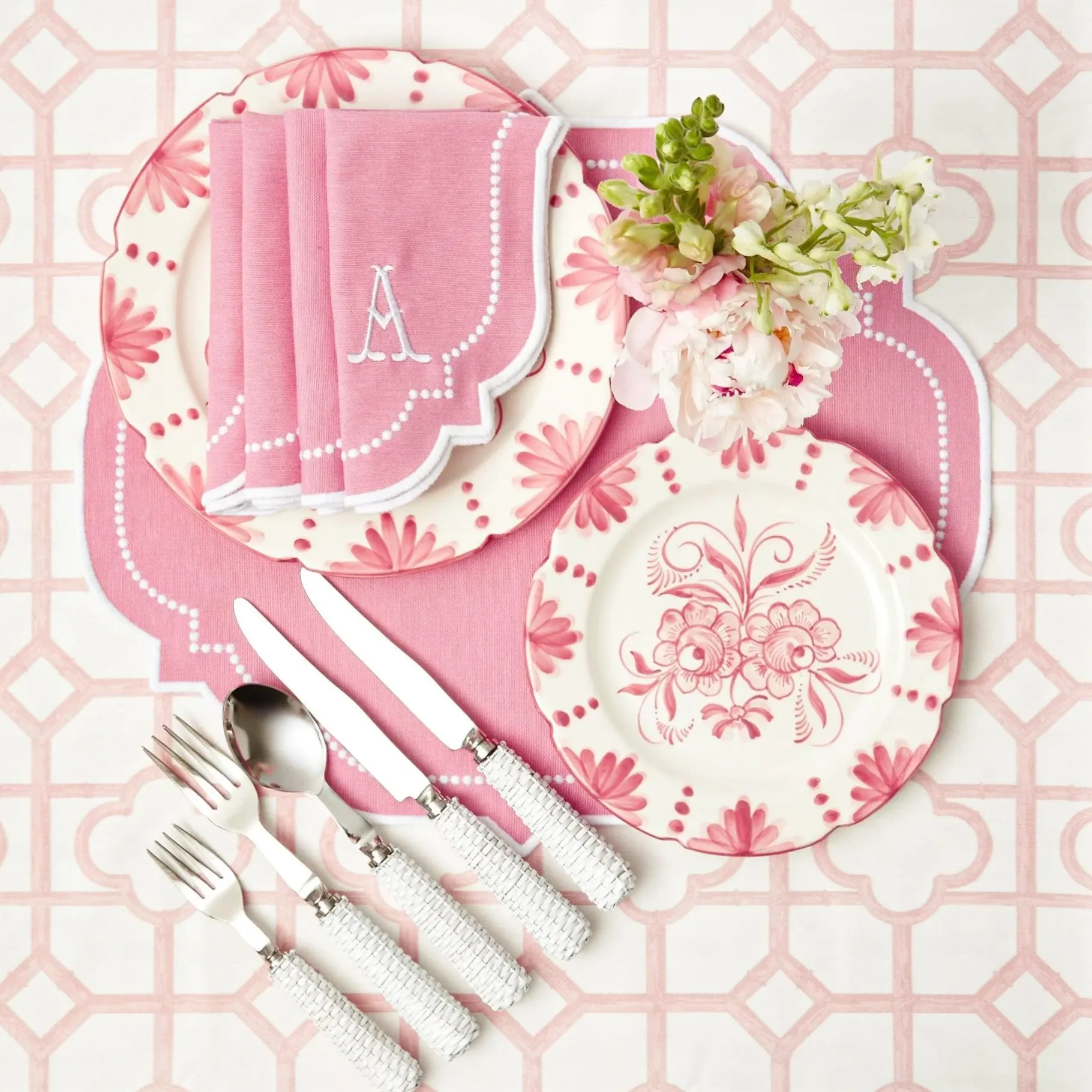 Mrs. Alice Starter Plates|Seville Pink Gardenia Starter Plate (Set Of 4)