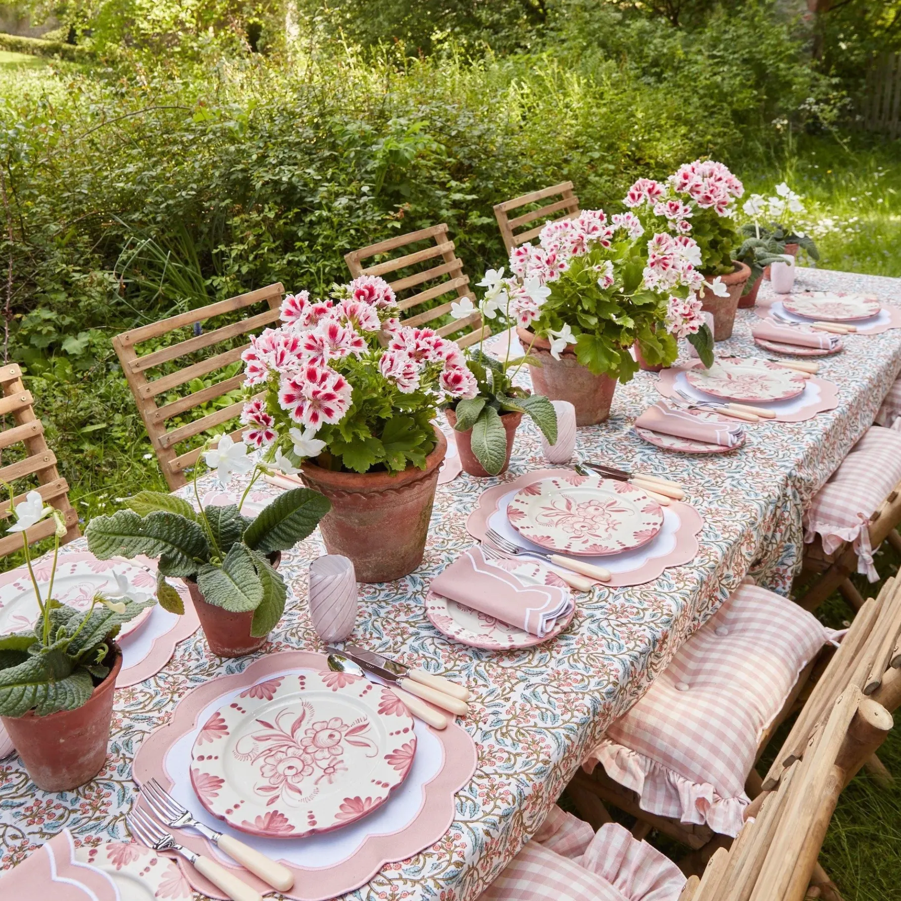 Mrs. Alice Starter Plates|Seville Pink Gardenia Starter Plate (Set Of 4)