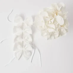 Mrs. Alice Napkin Rings, Bows & Wreaths|Snow White Velvet Napkin Bows (Set Of 4)