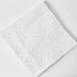 Mrs. Alice Tablecloths|Snowflake Applique Tablecloth