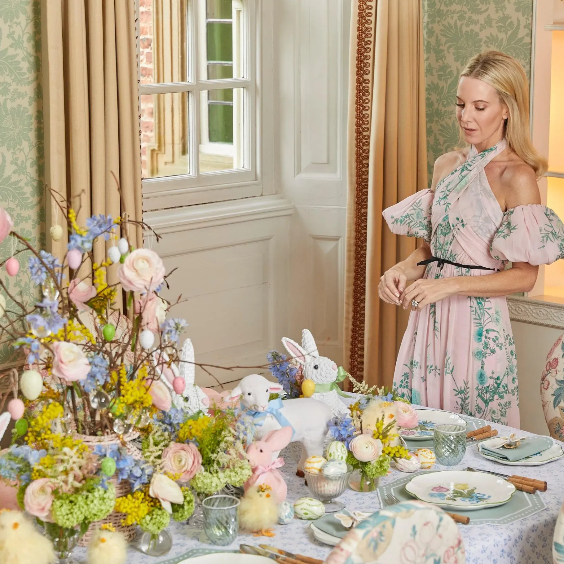 Mrs. Alice Dinner Plates|Tulip Dinner Plate