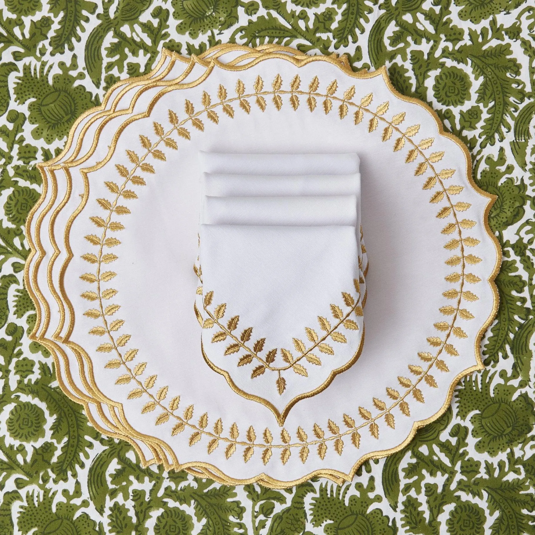 Mrs. Alice Napkins|White & Gold Laurel Napkins (Set Of 4)