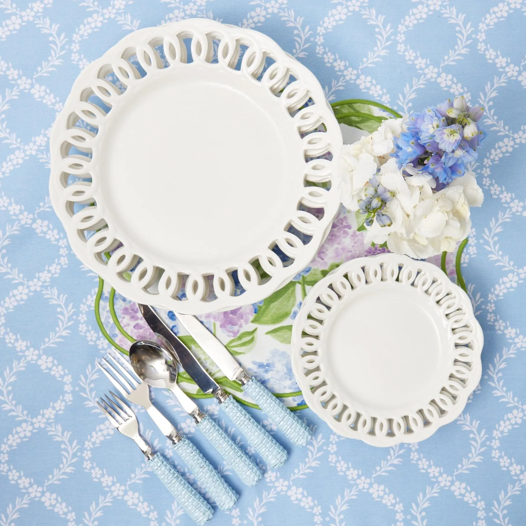 Mrs. Alice Crockery Sets|White Lace Dinner & Starter Plates (Set Of 8)