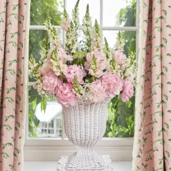 Mrs. Alice Urns & Pedestals|White Liliana Scalloped Rattan Pedestal And Urn